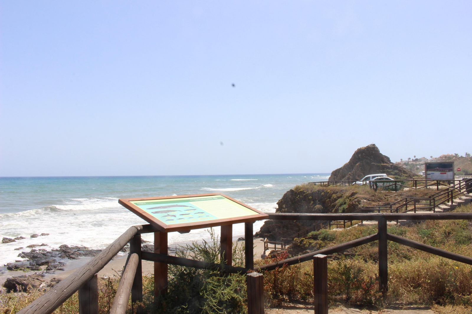 La playa El Peñón del Cura de Mijas en el camino hacia la fase 2 de la desescalada