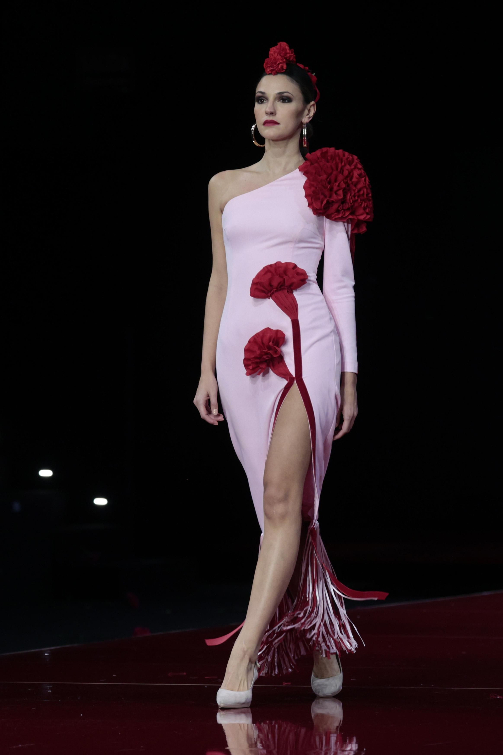 El desfile de Ana Morón en SIMOF 2022, todas las fotos