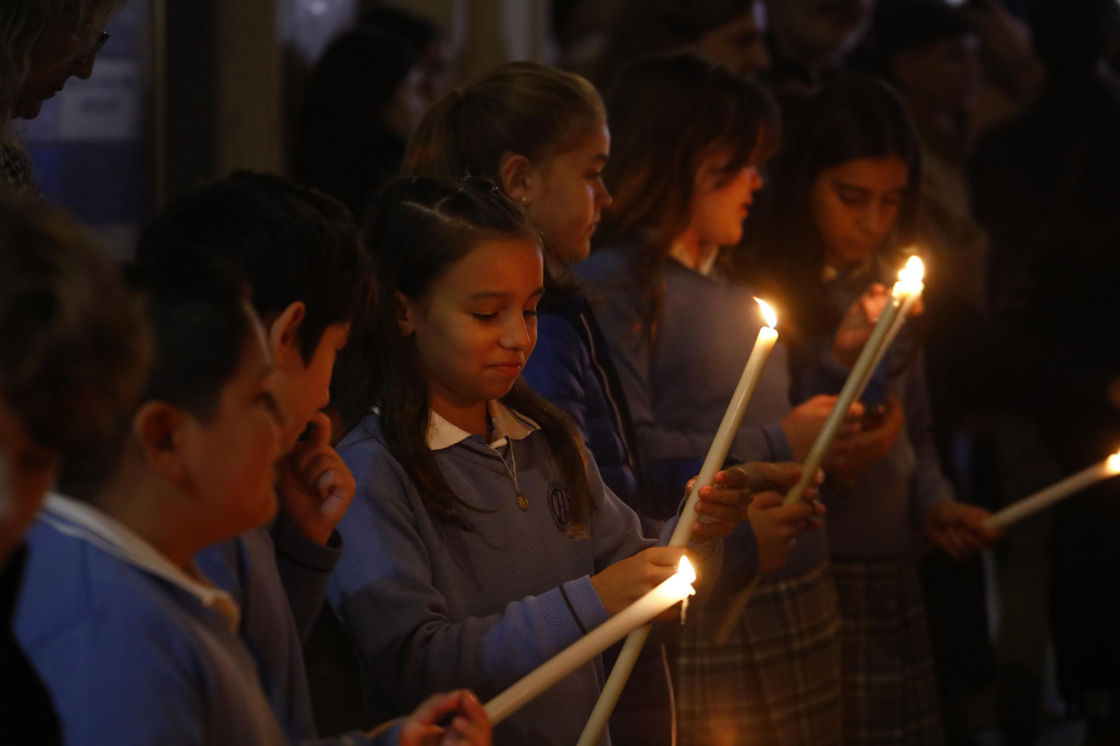 La procesión de la Virgen Milagrosa de Córdoba, en imágenes