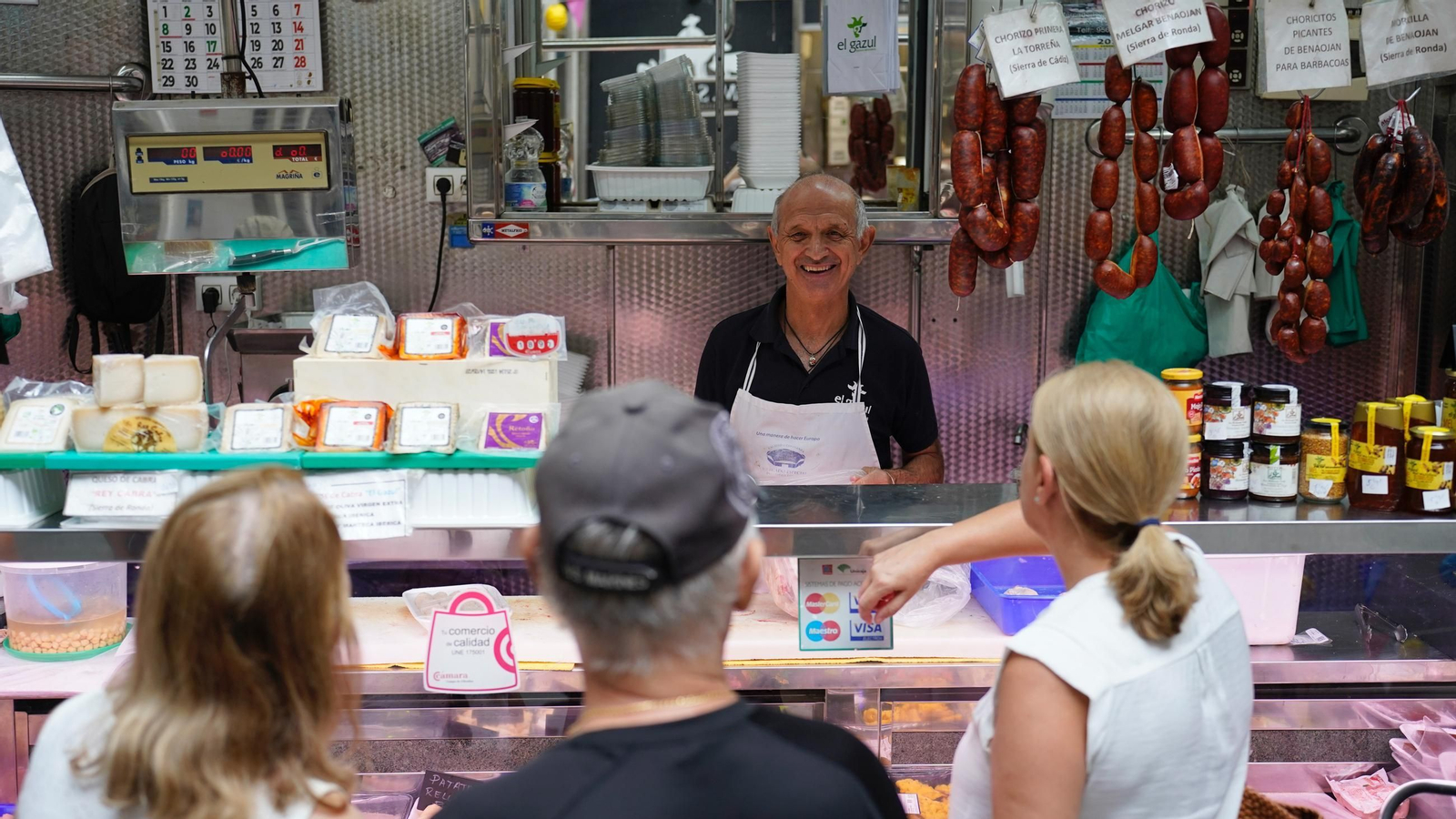 Fotos: Algeciras restituye la memoria del arquitecto Manuel Sánchez Arcas con una placa en el mercado Ingeniero Torroja