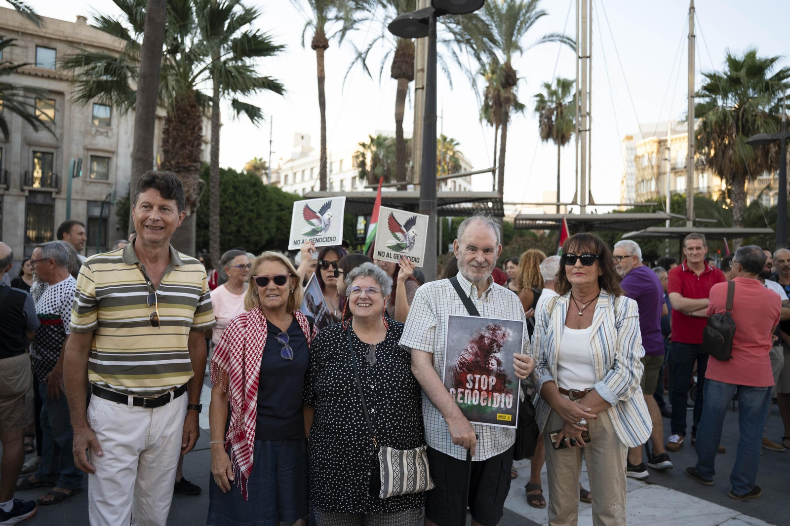 Manifestación convocada por la Plataforma Almería por Palestina