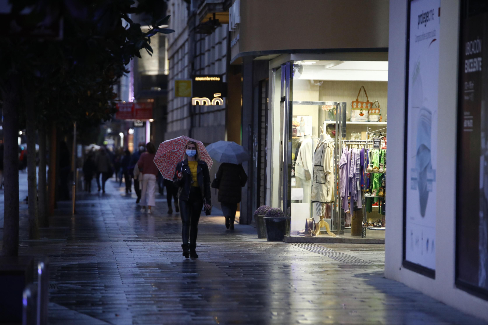 Fotografías: Tarde de bares y compras dos meses después en Córdoba