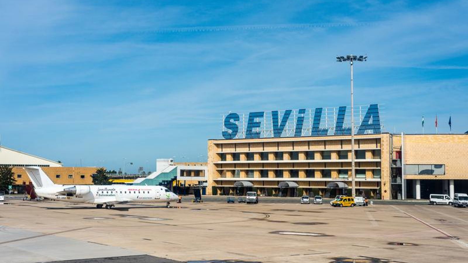aeropuerto-sevilla-san-pablo