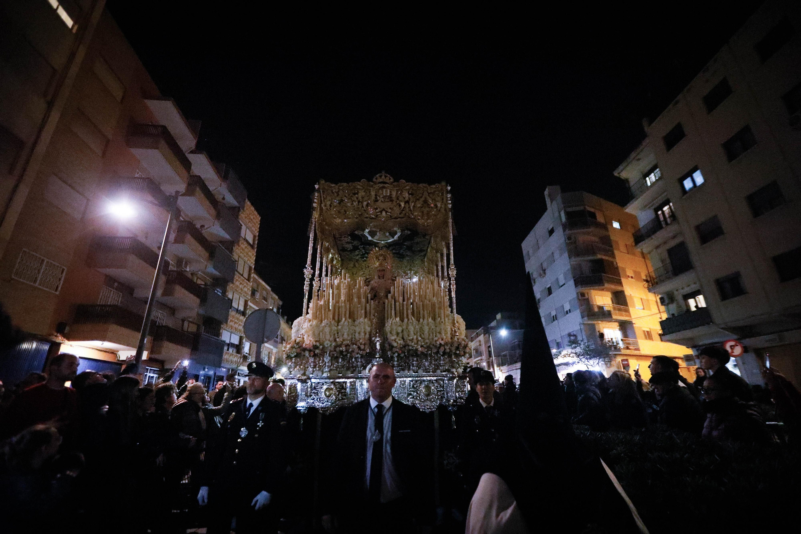Las mejores fotos de la procesión de La Macarena en Almería