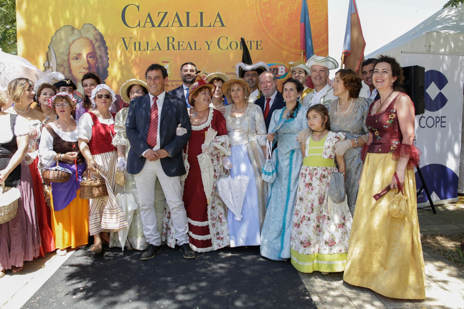 El presidente de la Diputación de Sevilla  en la presentación de la feria de Cazalla.