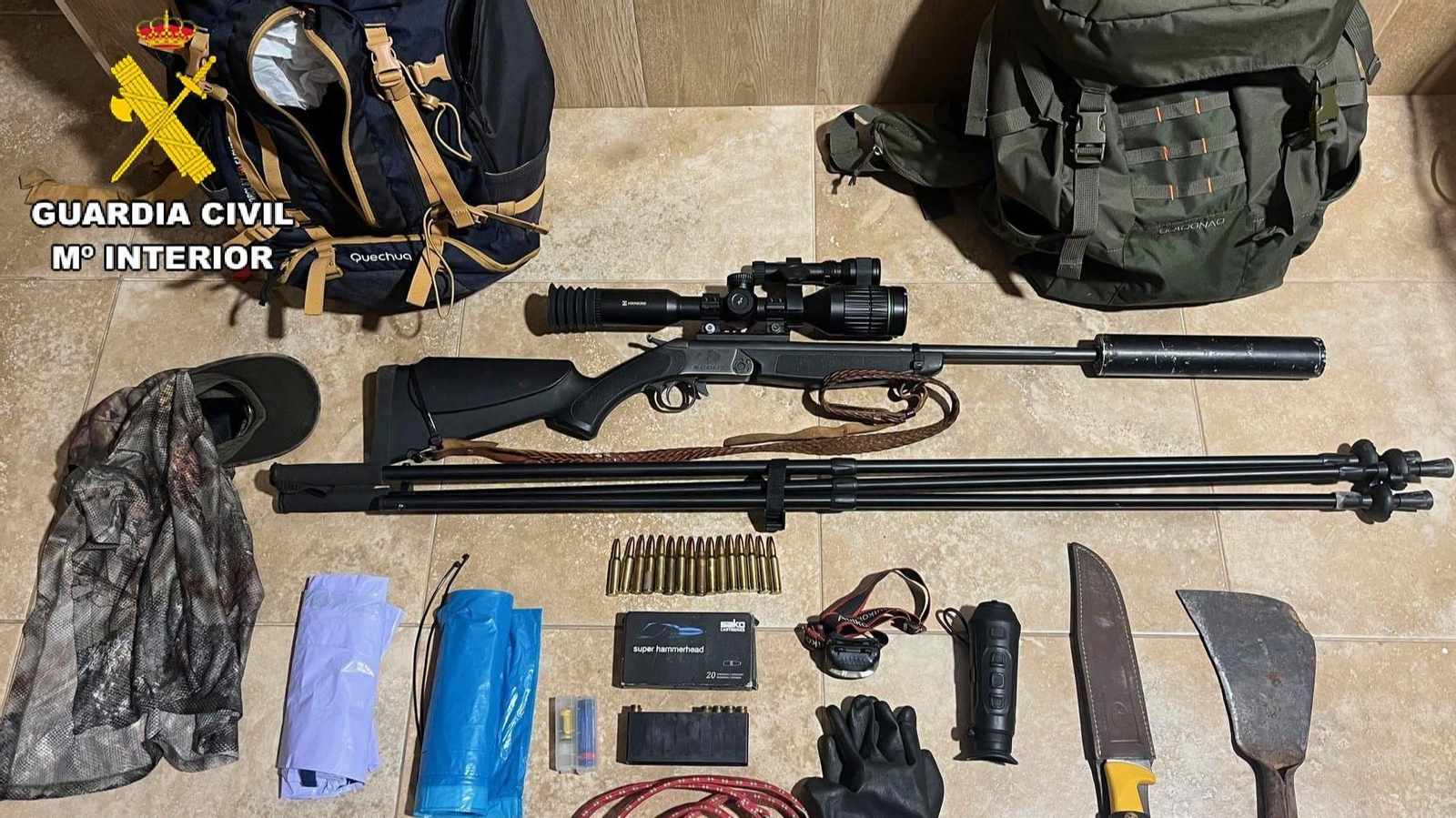 Equipo requisado por la Guardia Civil.