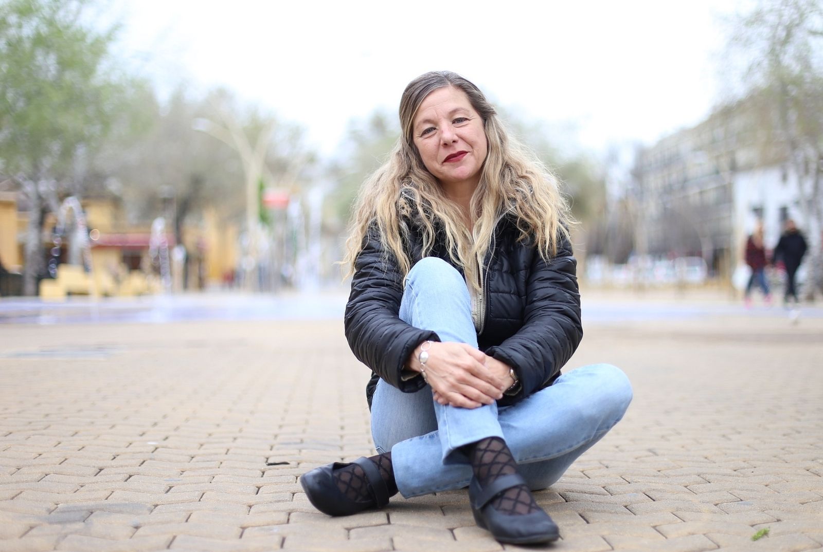 Eva Leal, fotografiada en la Alameda de Hércules. Ayer viajó al Jueves Santo de Ronda.