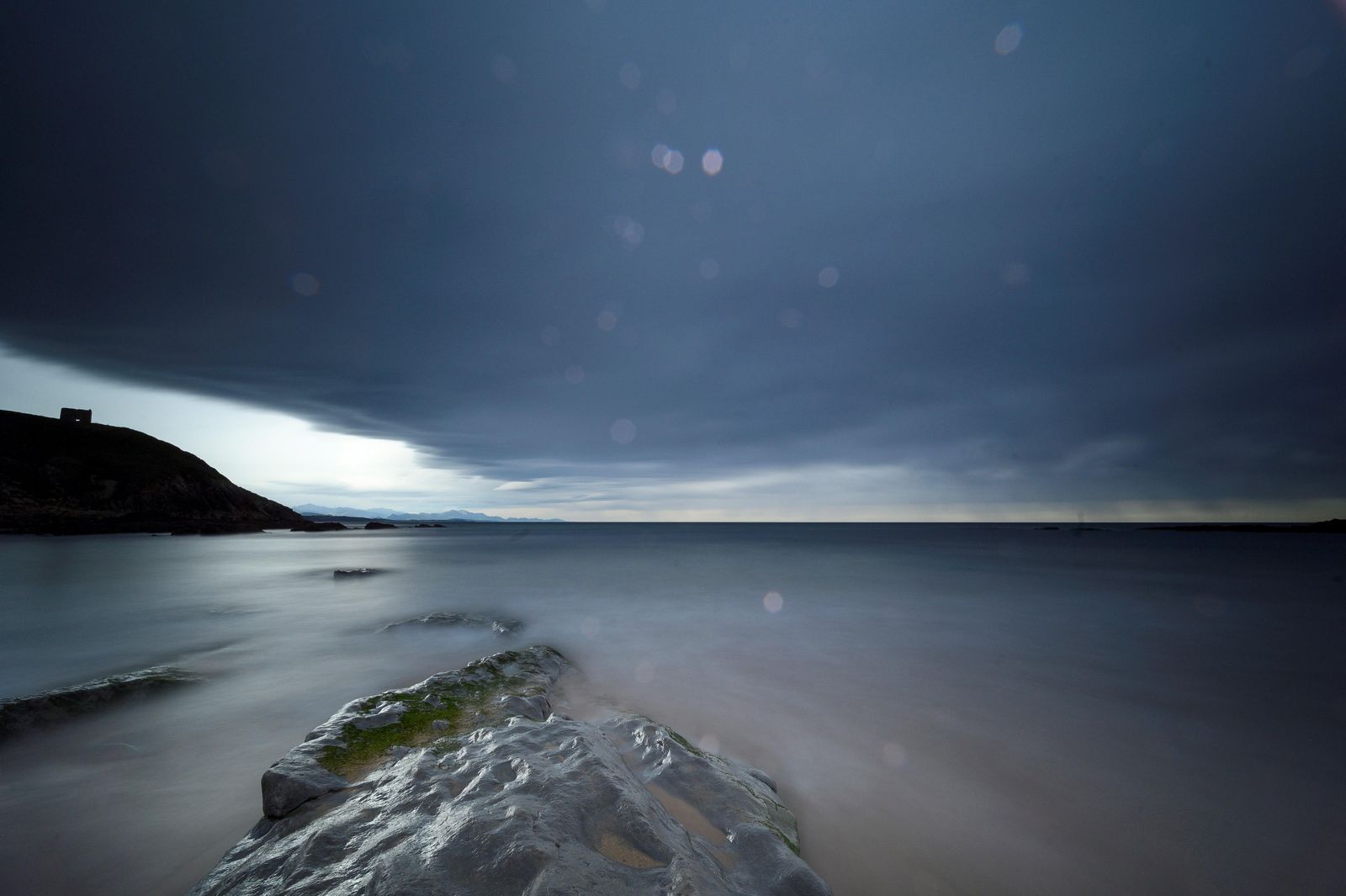 Efectos de la borrasca 'Bárbara' a su paso por Cantabria