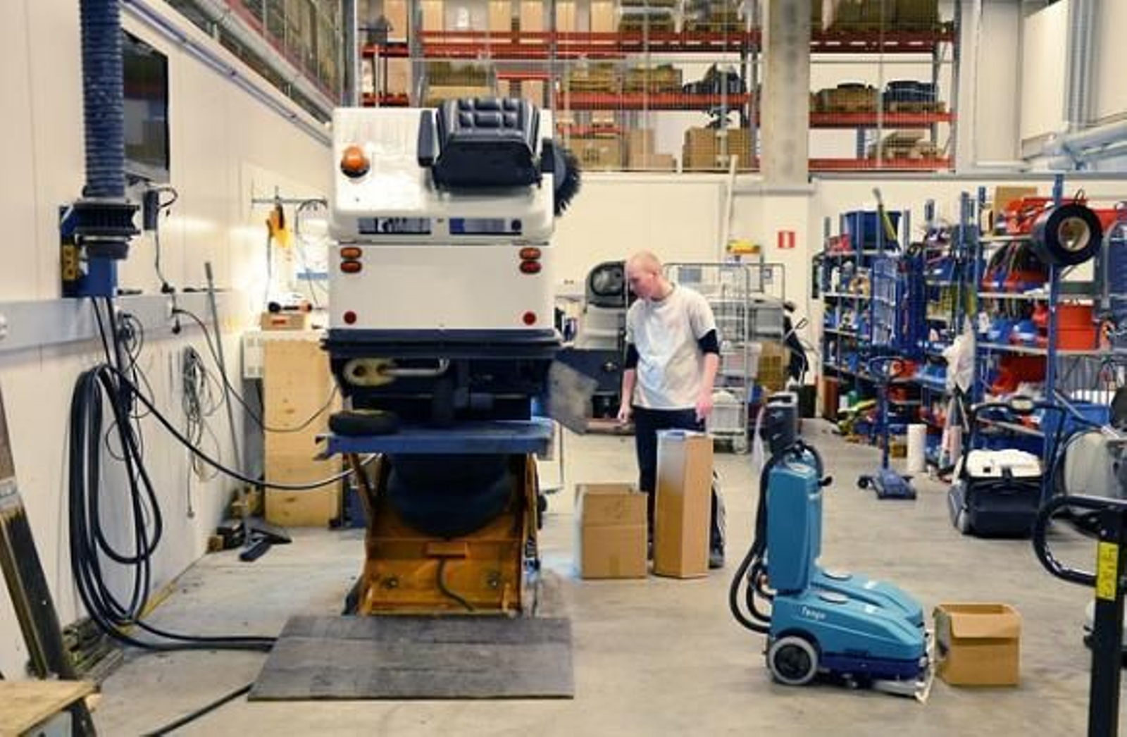 Importancia de la limpieza profesional en el sector industrial