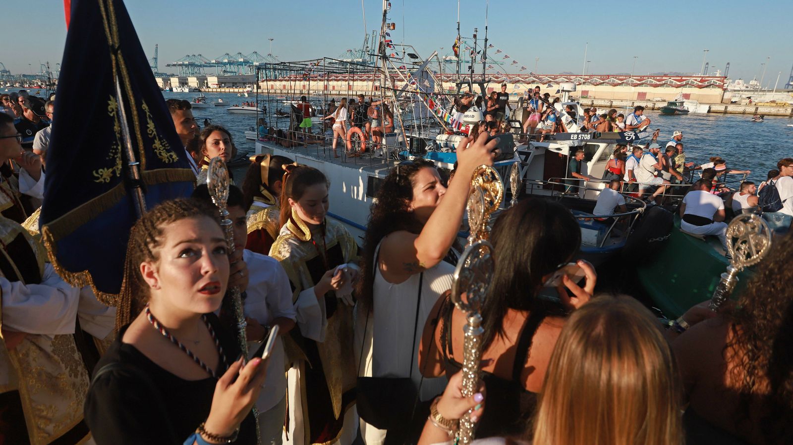 Las mejores fotos de la procesión de la Virgen del Carmen en Algeciras