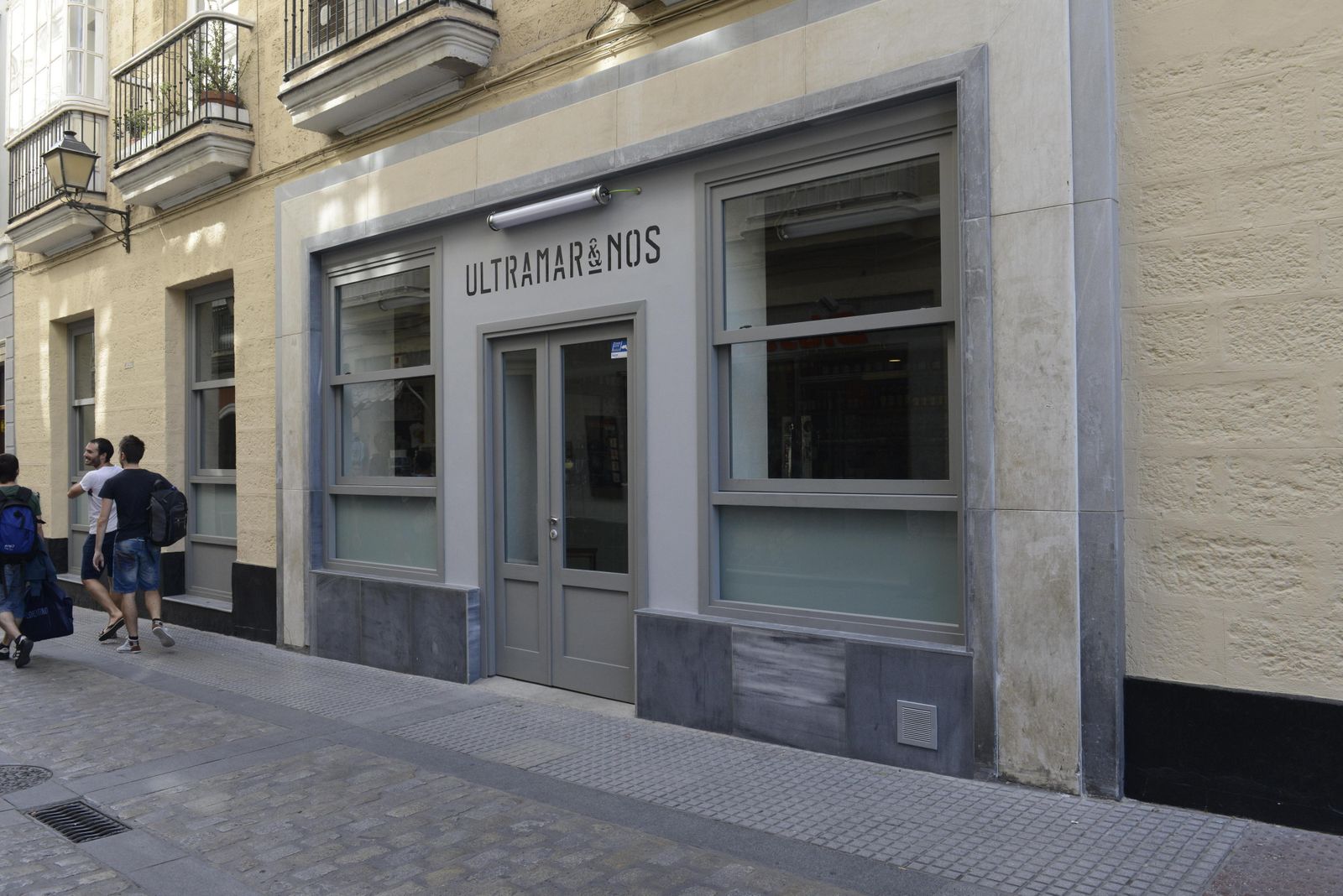 El local que hace poco ocupaba Ultramarinos, donde la semana abrirá Arrebol.