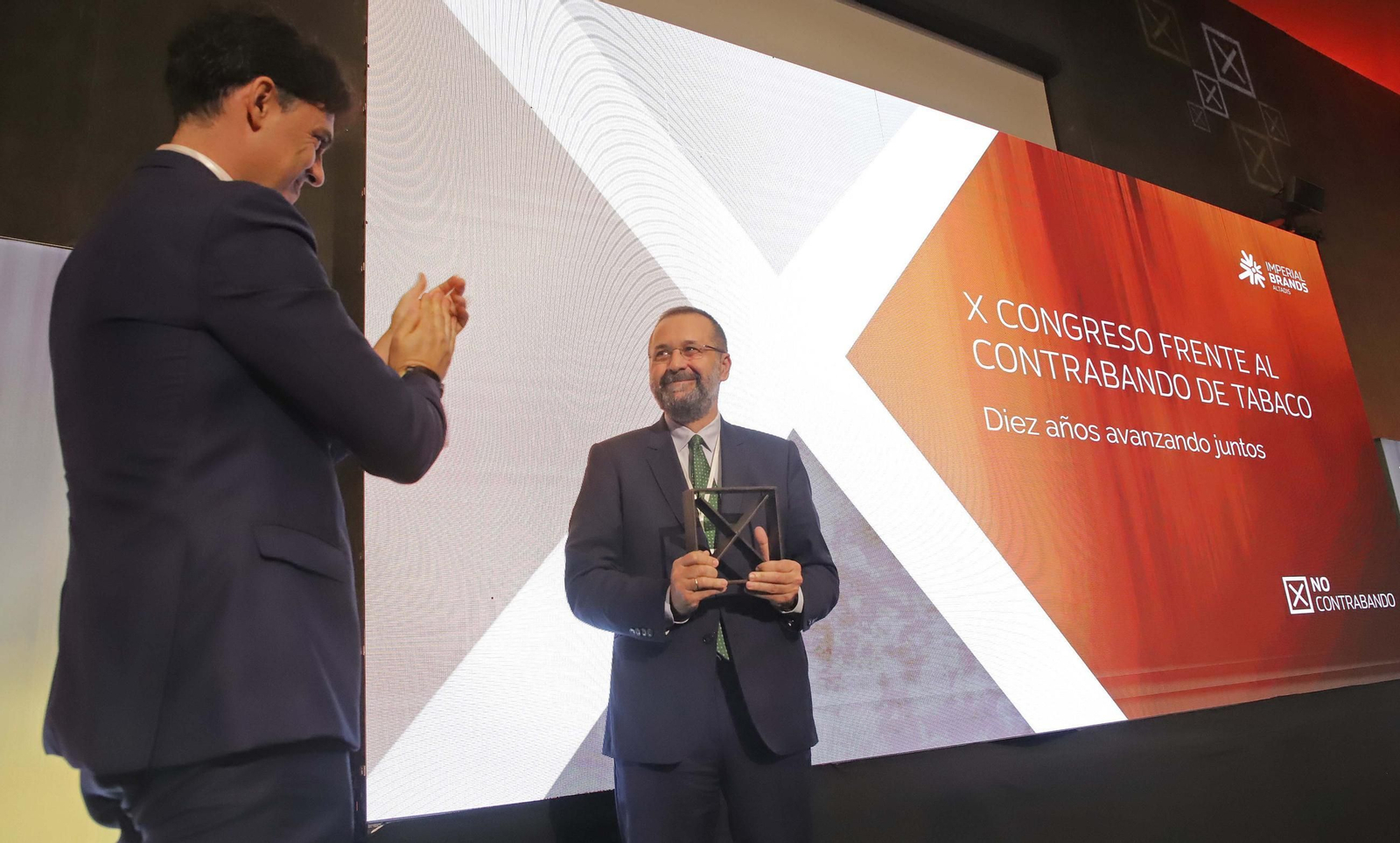 Fotos del X Congreso Frente al Contrabando de Tabaco de Altadis-Imperial Brands en La Línea