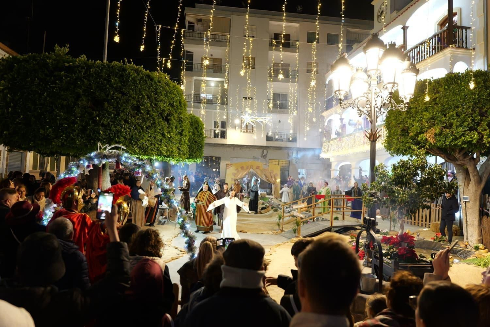 El belén cobra vida en Gádor para inaugurar la Navidad