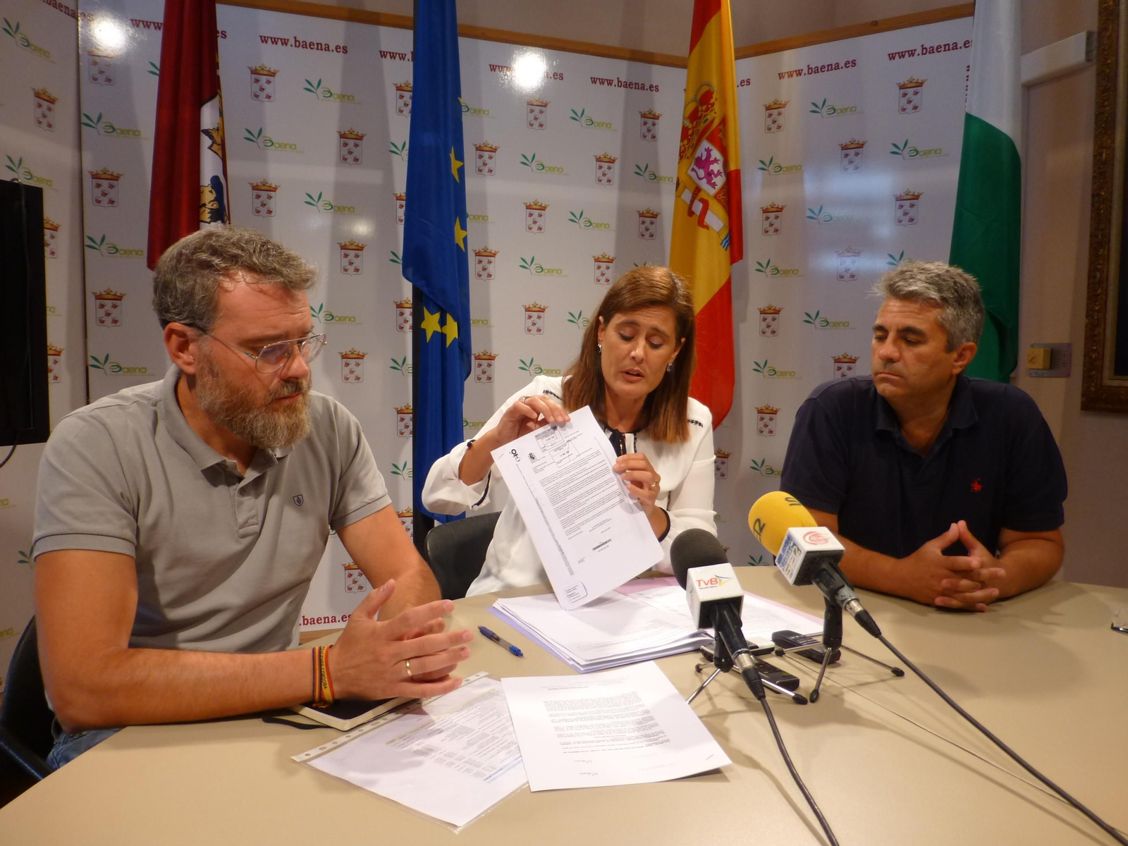 Rueda de prensa de la alcaldesa, Cristina Piernagorda.