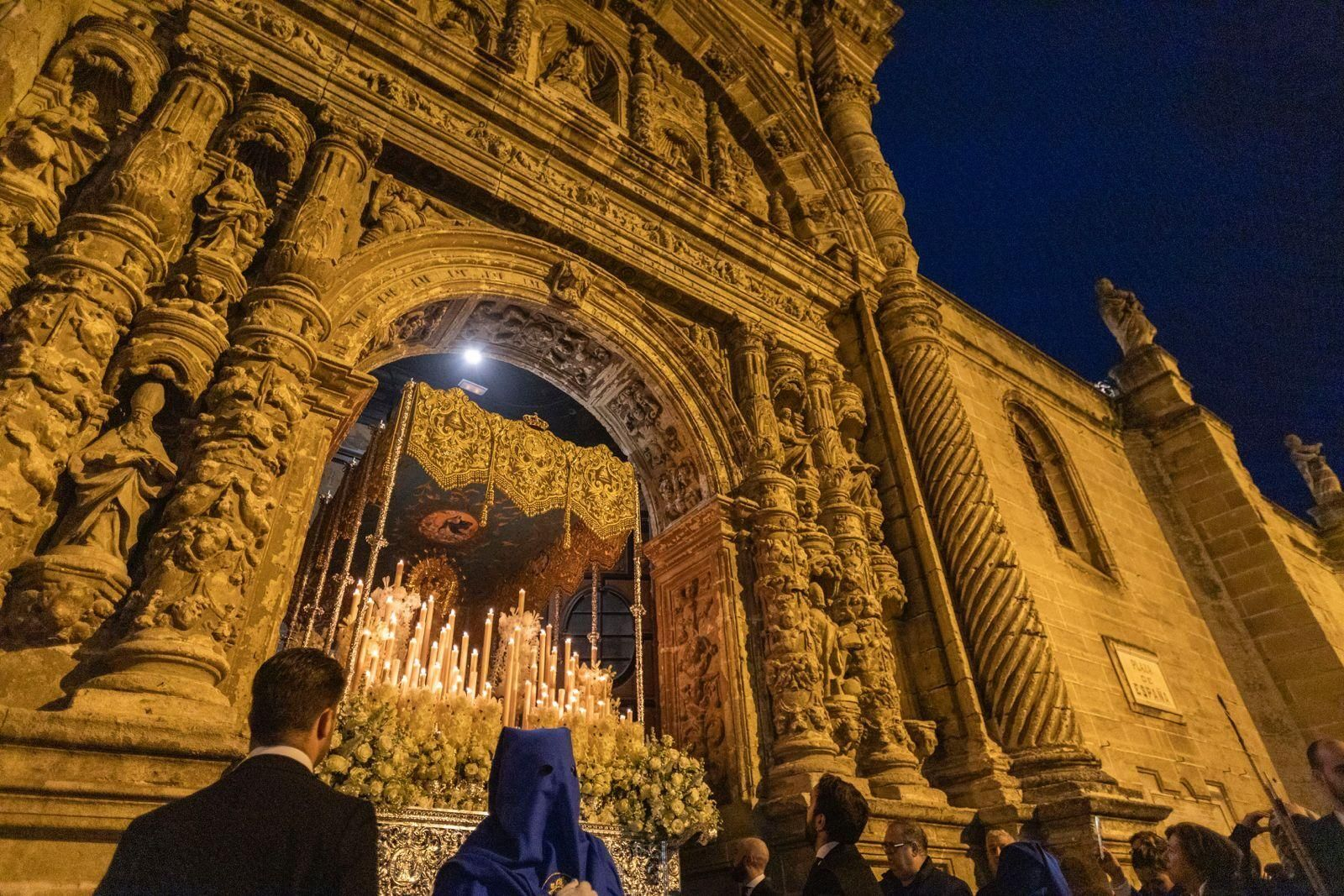 Las imágenes del Miércoles Santo en la Semana Santa de El Puerto 2024: El Olivo