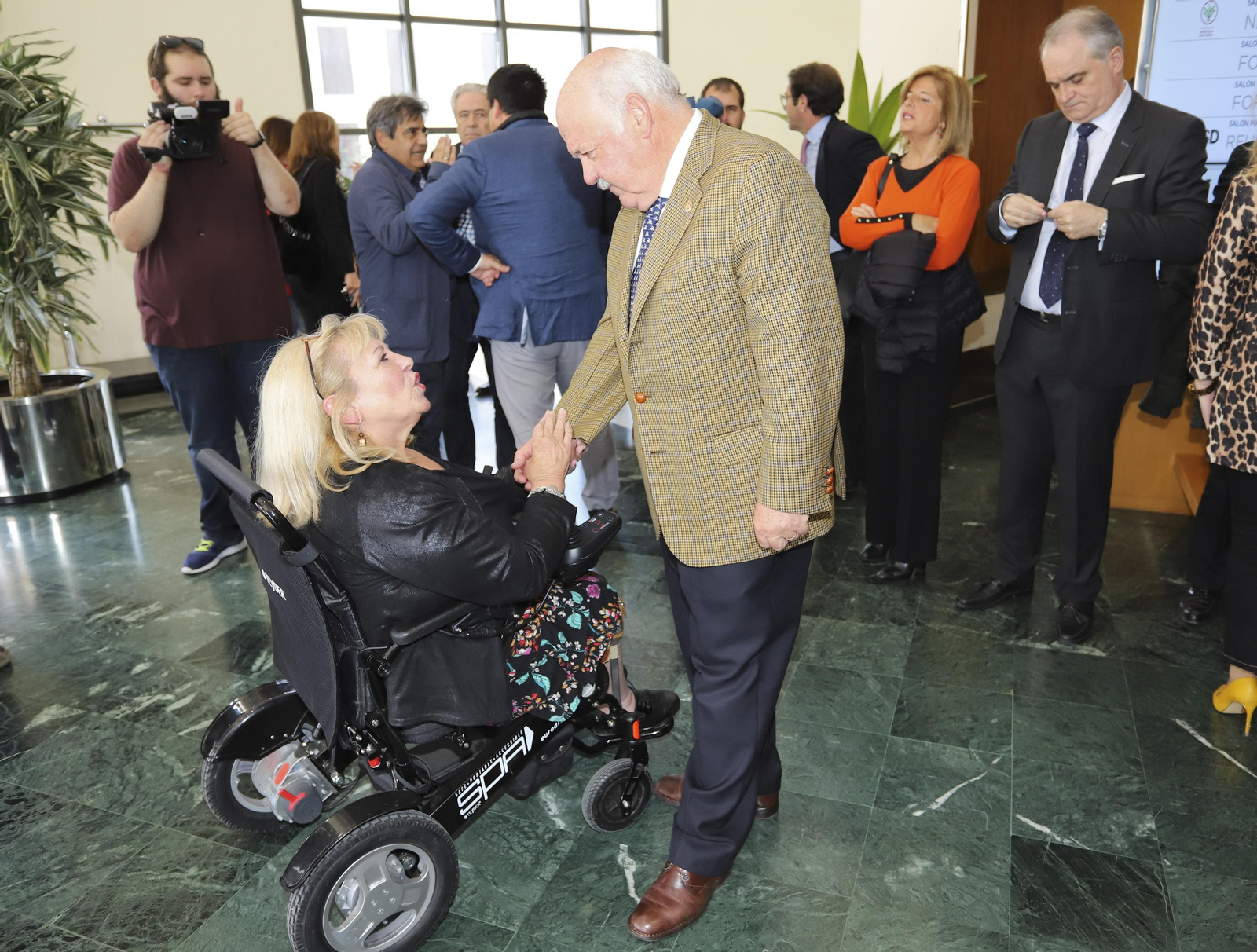 Las fotos del Foro Joly con el consejero de Salud, Jesús Aguirre