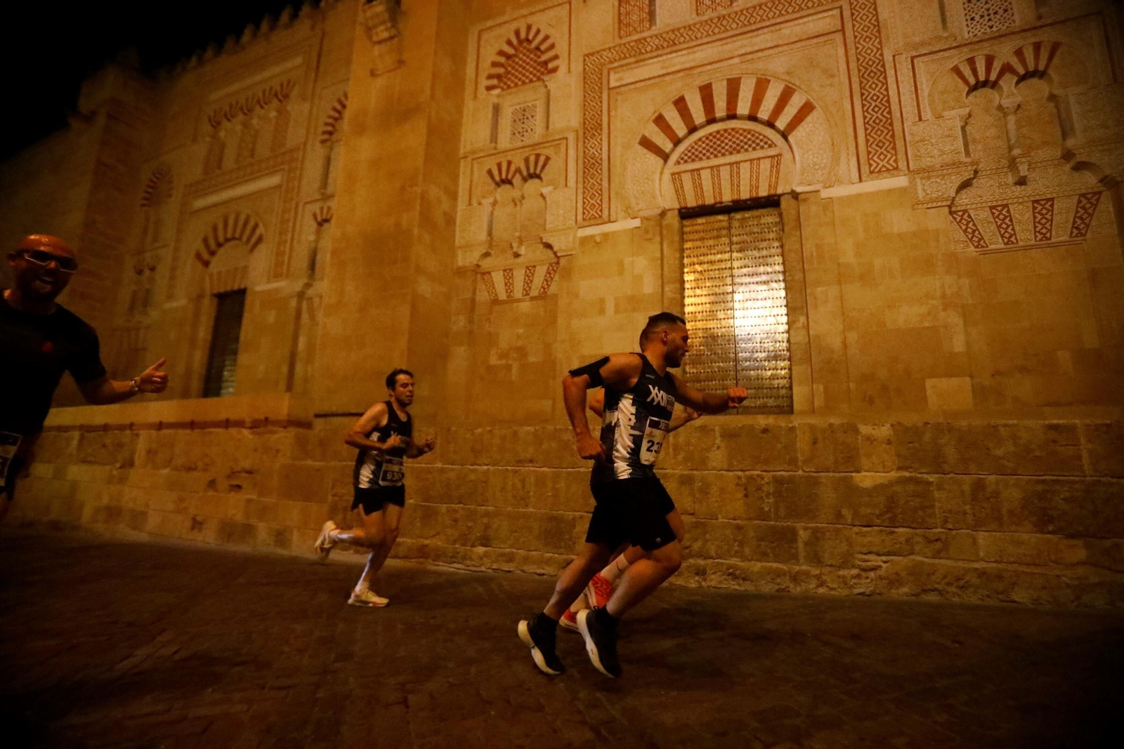 Las mejores fotos de la XXII Nocturna Trotacalles de Córdoba