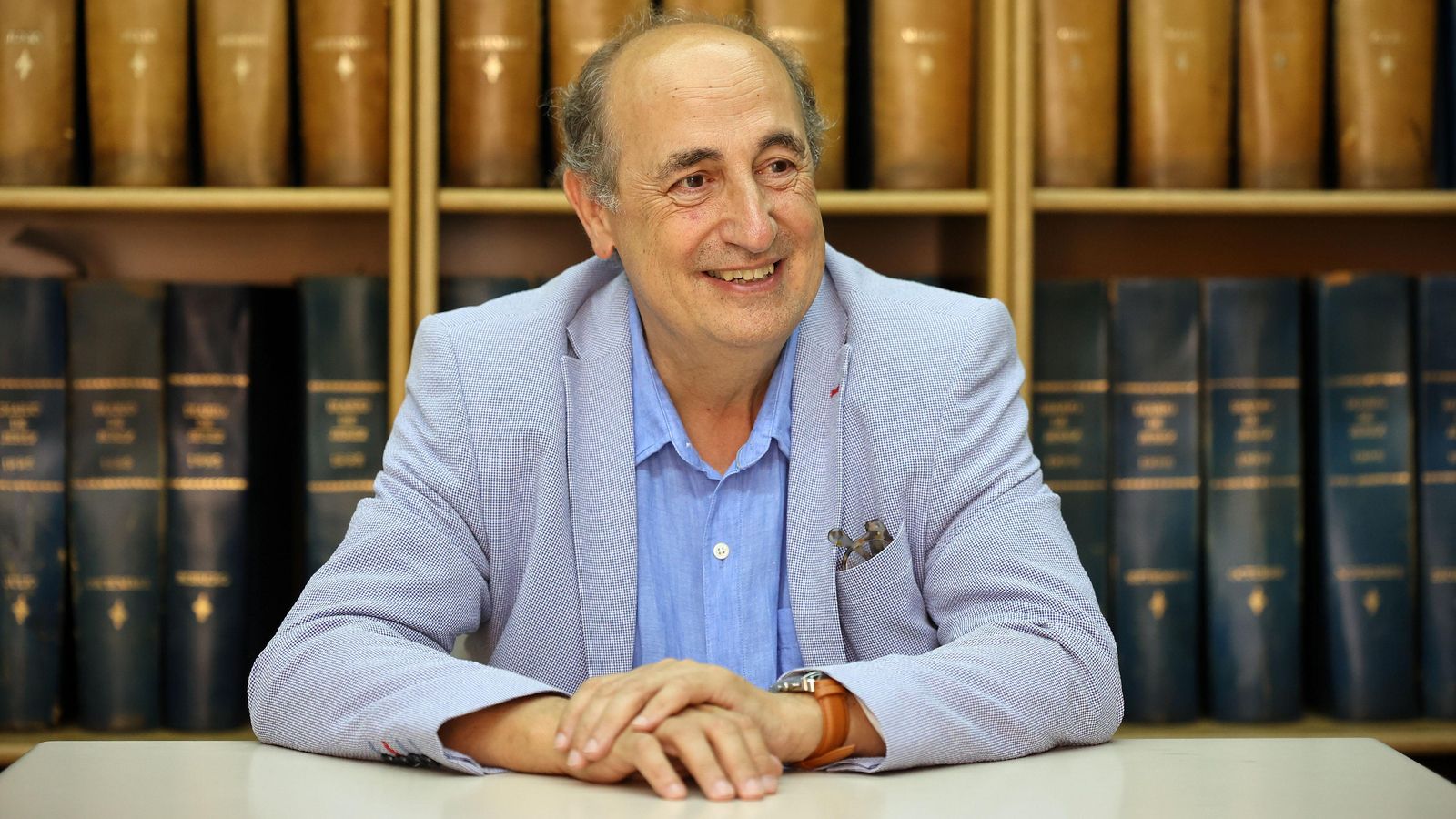 Luis Salvador-Carulla, durante un momento de la entrevista en Diario de Jerez.