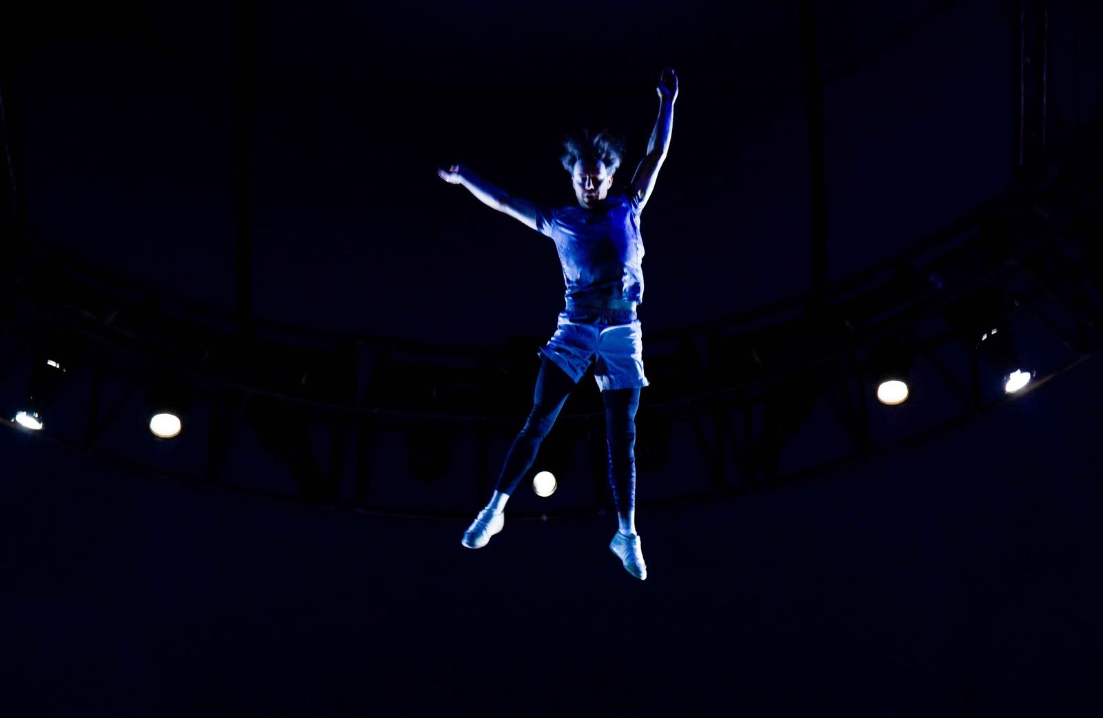 Ensayos y preparativos para el estreno del Circo del Sol en Sevilla 2026