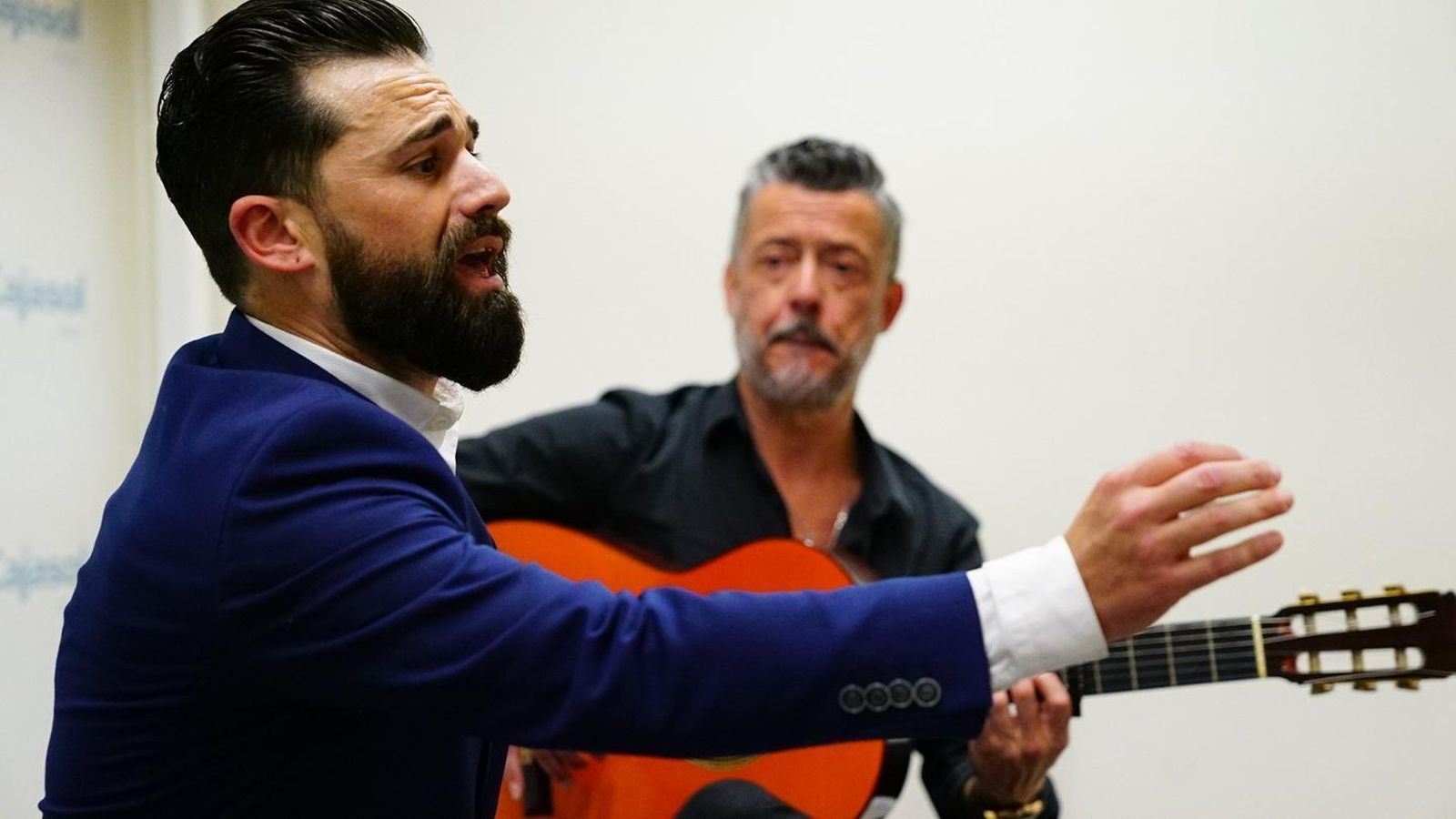 Selu del Puerto y Niño de la Leo en el recital inaugural del ciclo.