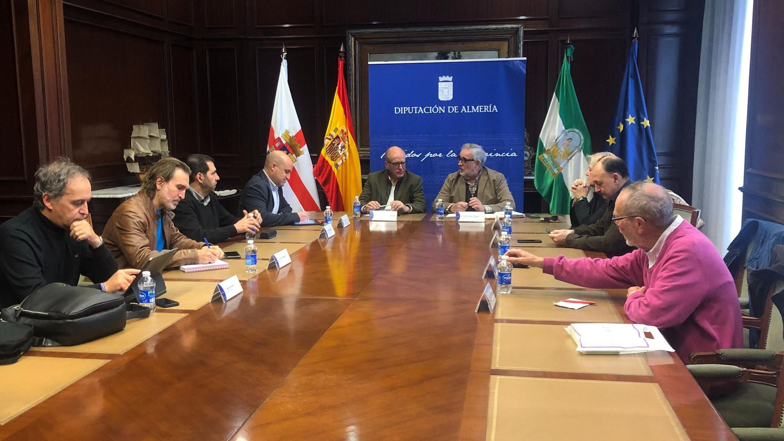 Reunión de la Mesa del Tren con la Diputación de Almería.