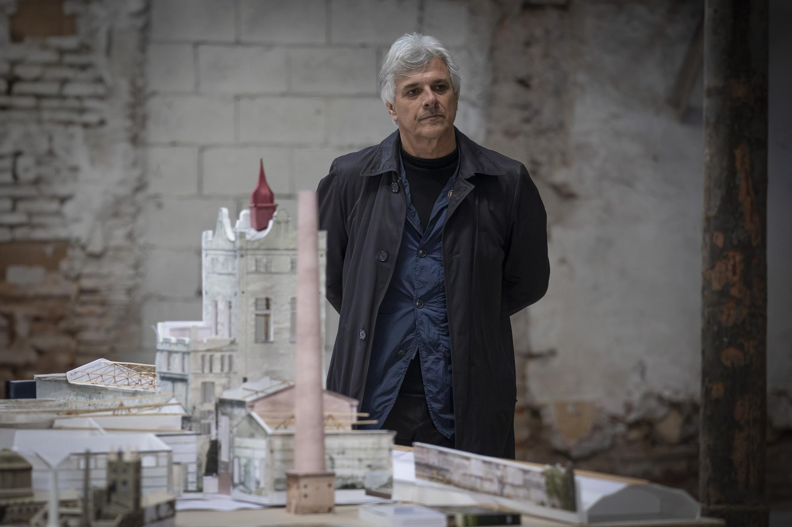 Fotos: en el interior del futuro complejo de la Universidad de Granada en la Azucarera de San Isidro