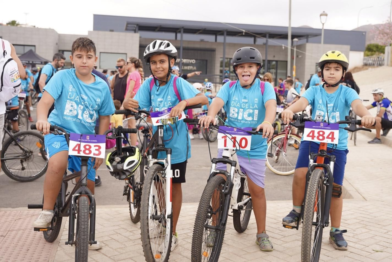 Así se ha vivido el multitudinario Día de la Bici en Huércal de Almería