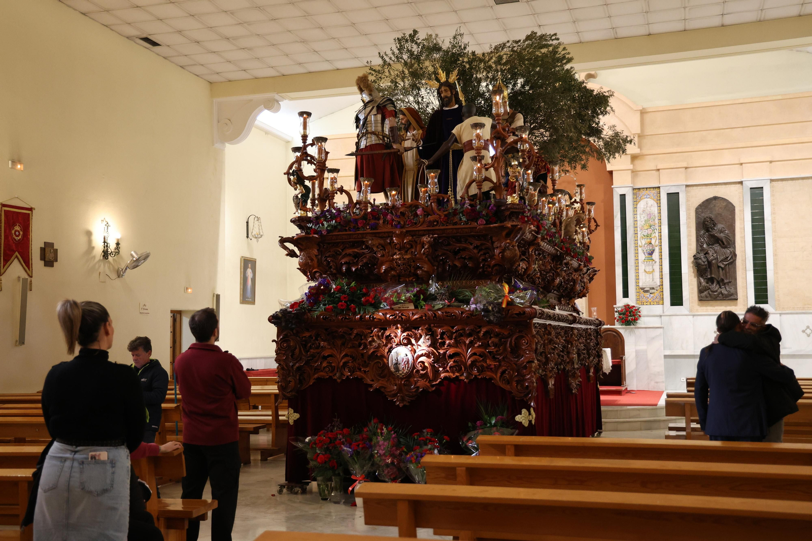 Las mejores imágenes del Miércoles Santo en Huelva: Hermandad del Prendimiento