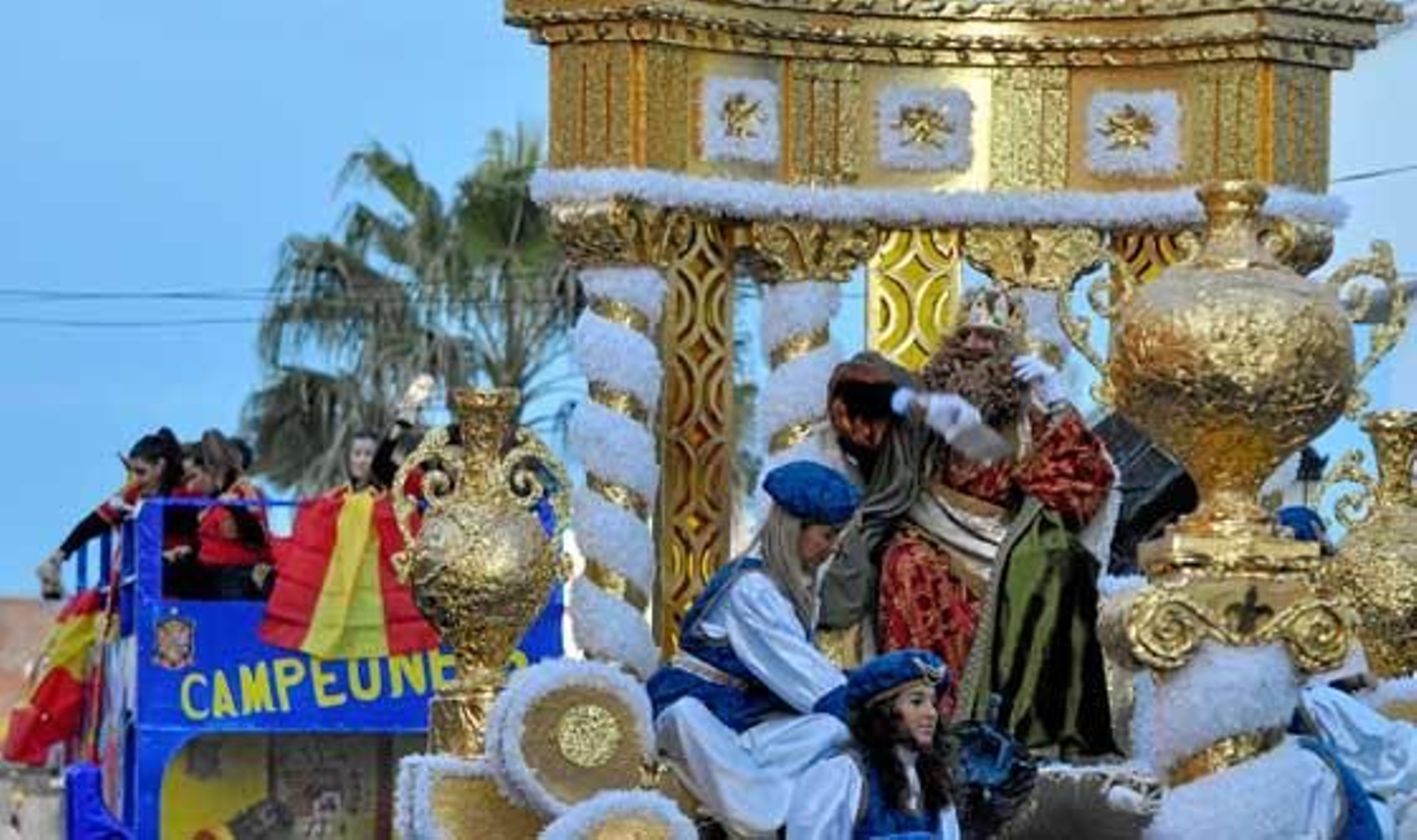 Cabalgata de Reyes Magos de Olivares.

Foto: Manuel Gómez