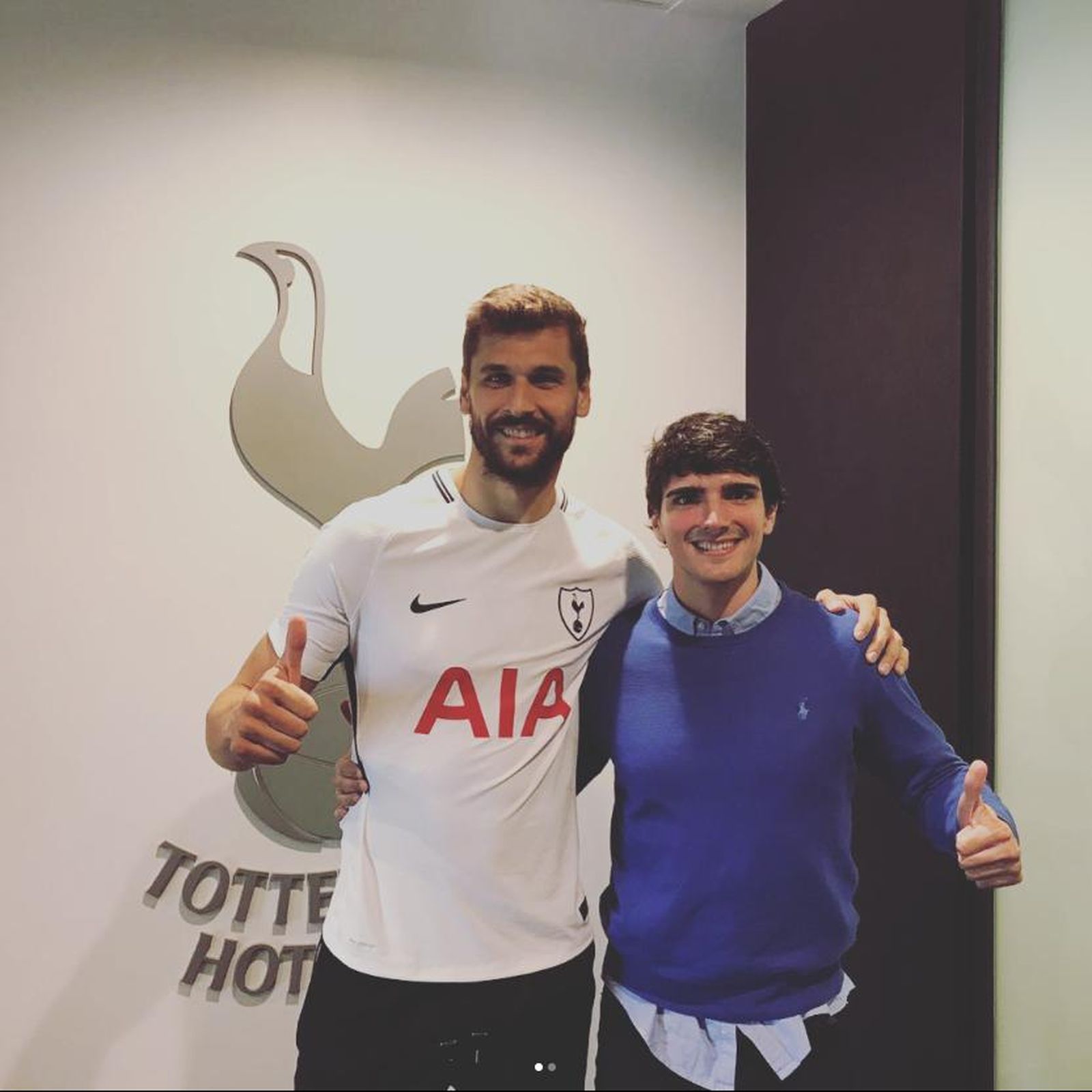 Alejandro Barbosa junto a Fernando Llorente.