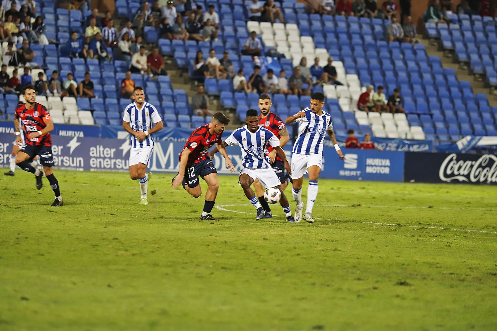 Imágenes del partido entre el Recreativo de Huelva y Yeclano