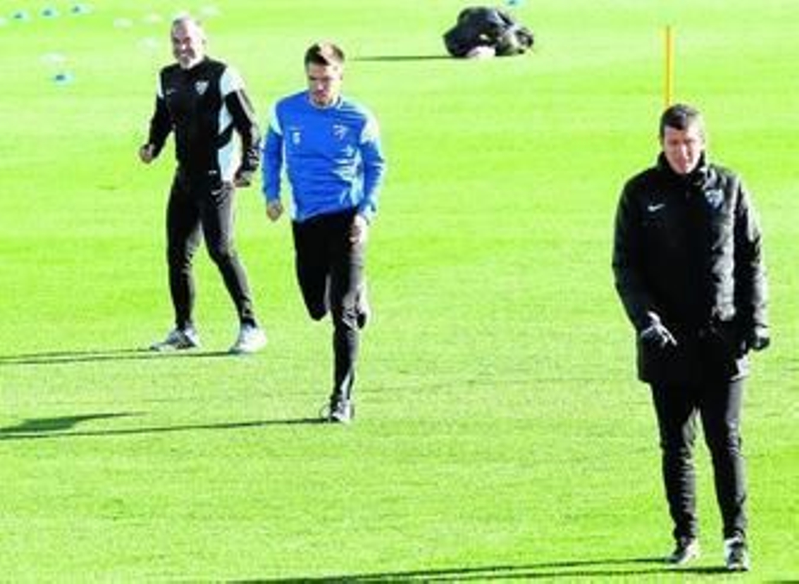 Javi Gracia, ayer, con Camacho y el preparador físico Enrique Ruiz en segundo plano.