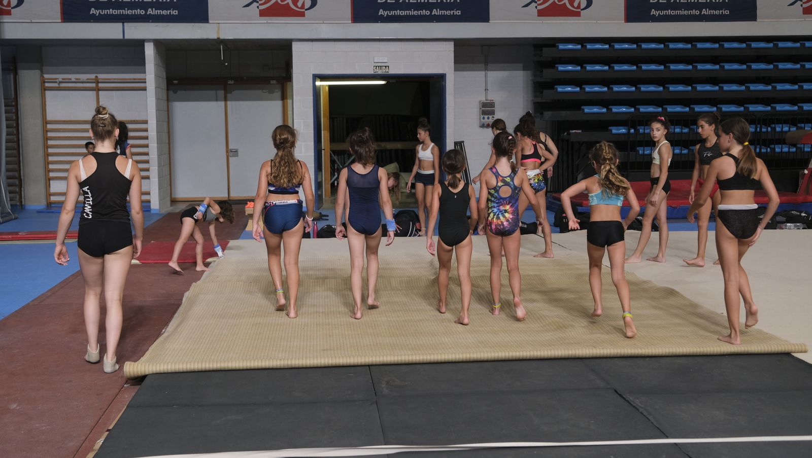 Imágenes de los entrenamientos de los gimnastas almerienses