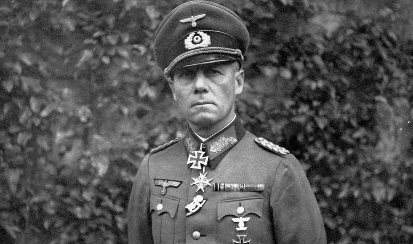 1942 hace 75 añosLas tropas de Rommel alcanzan la frontera de Egipto