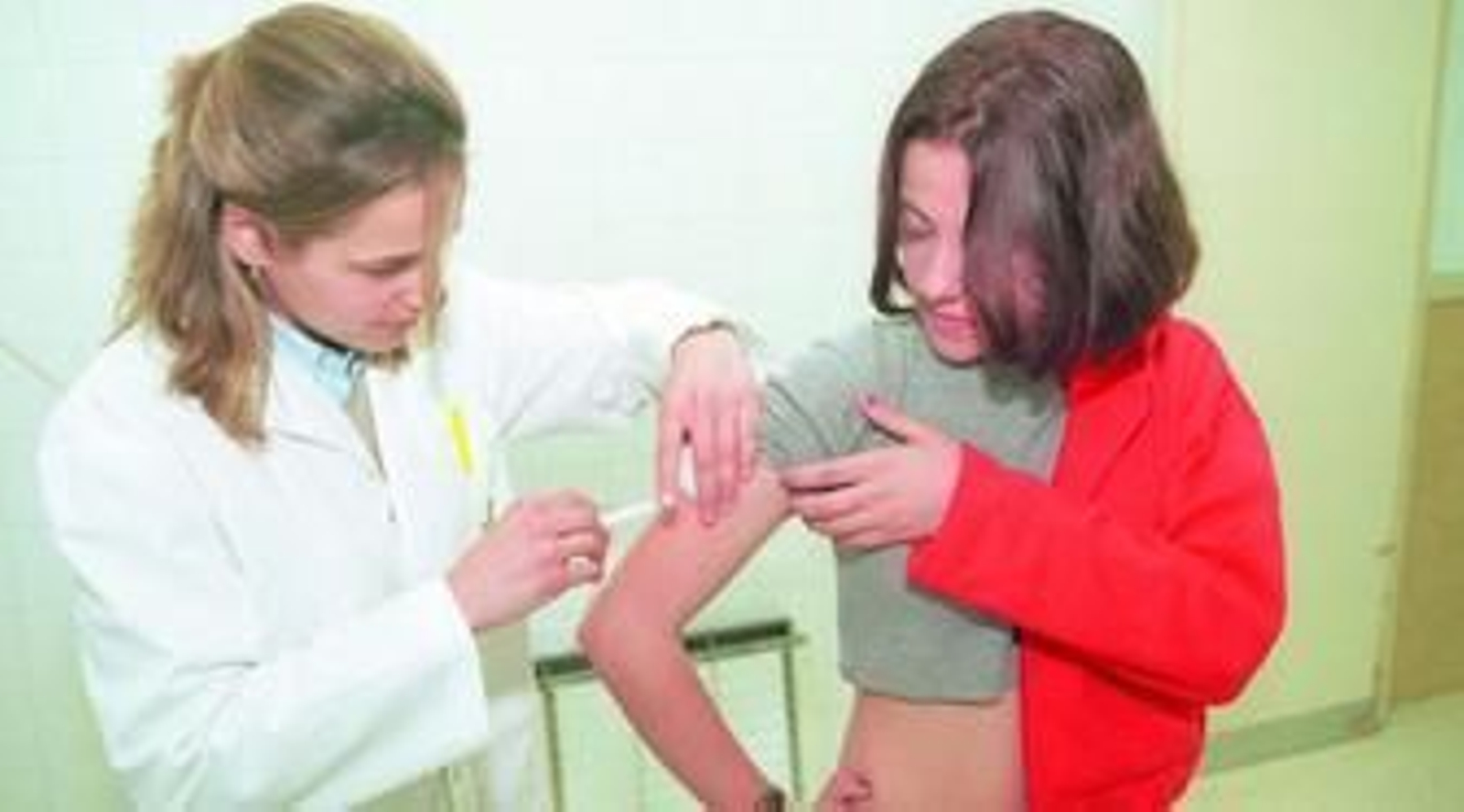 La triple vírica está destinada a la rubéola, el sarampión y la parotiditis.