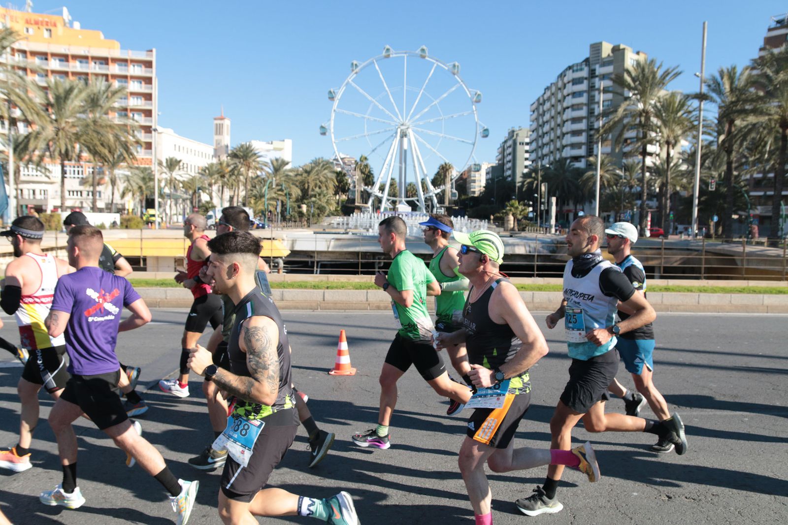 Las imágenes del Medio Maratón de Almería 2022-23