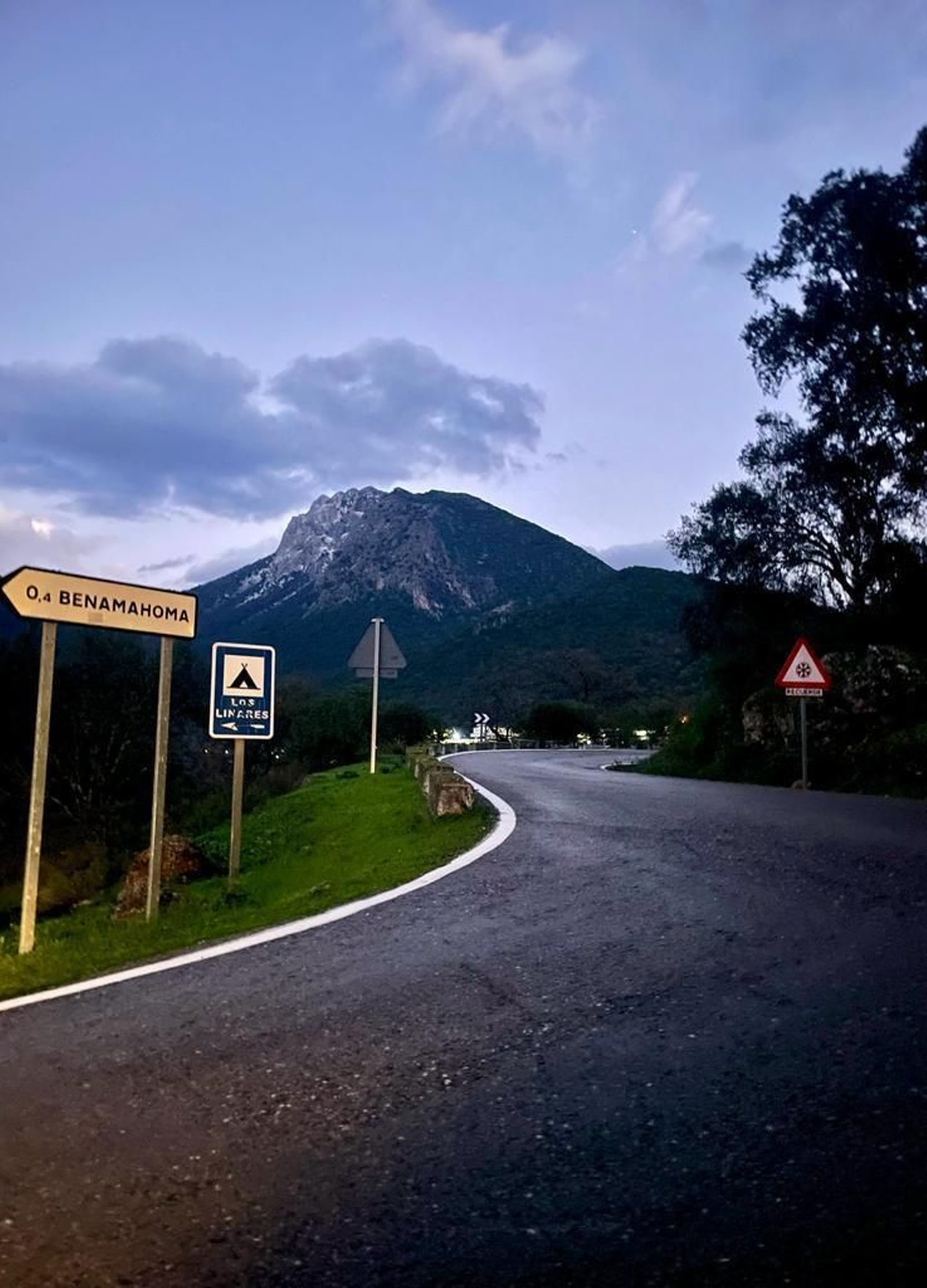 La nieve llega a las cumbres de la Sierra