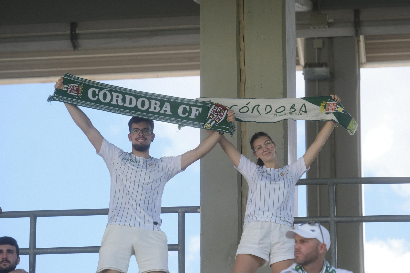 Las mejores fotos del ambiente en El Arcángel en el Córdoba CF - San Fernando Las mejores fotos del ambiente en El Arcángel en el Córdoba CF - San Fernando