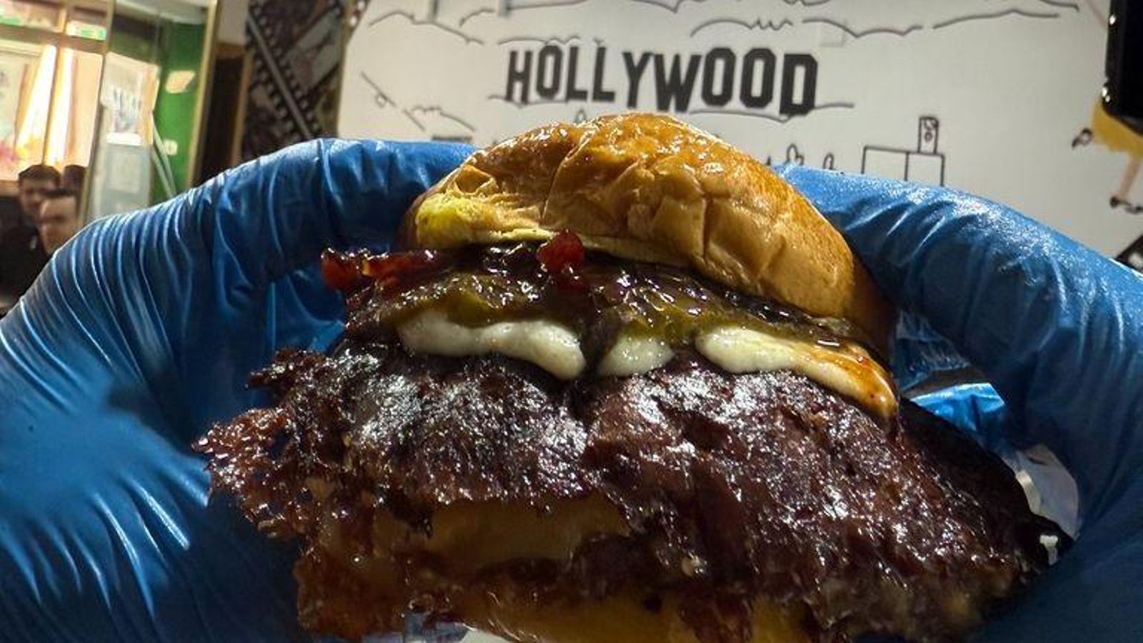 Buguer George Clooney 2.0