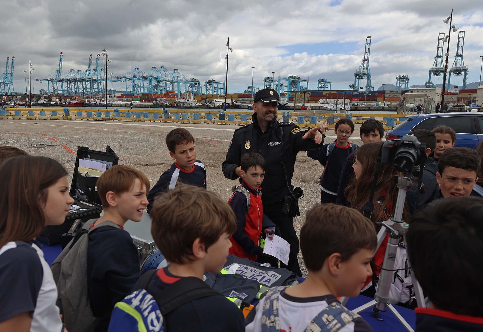 Imágenes del Día Europeo del 112 celebrado en el Puerto de Algeciras