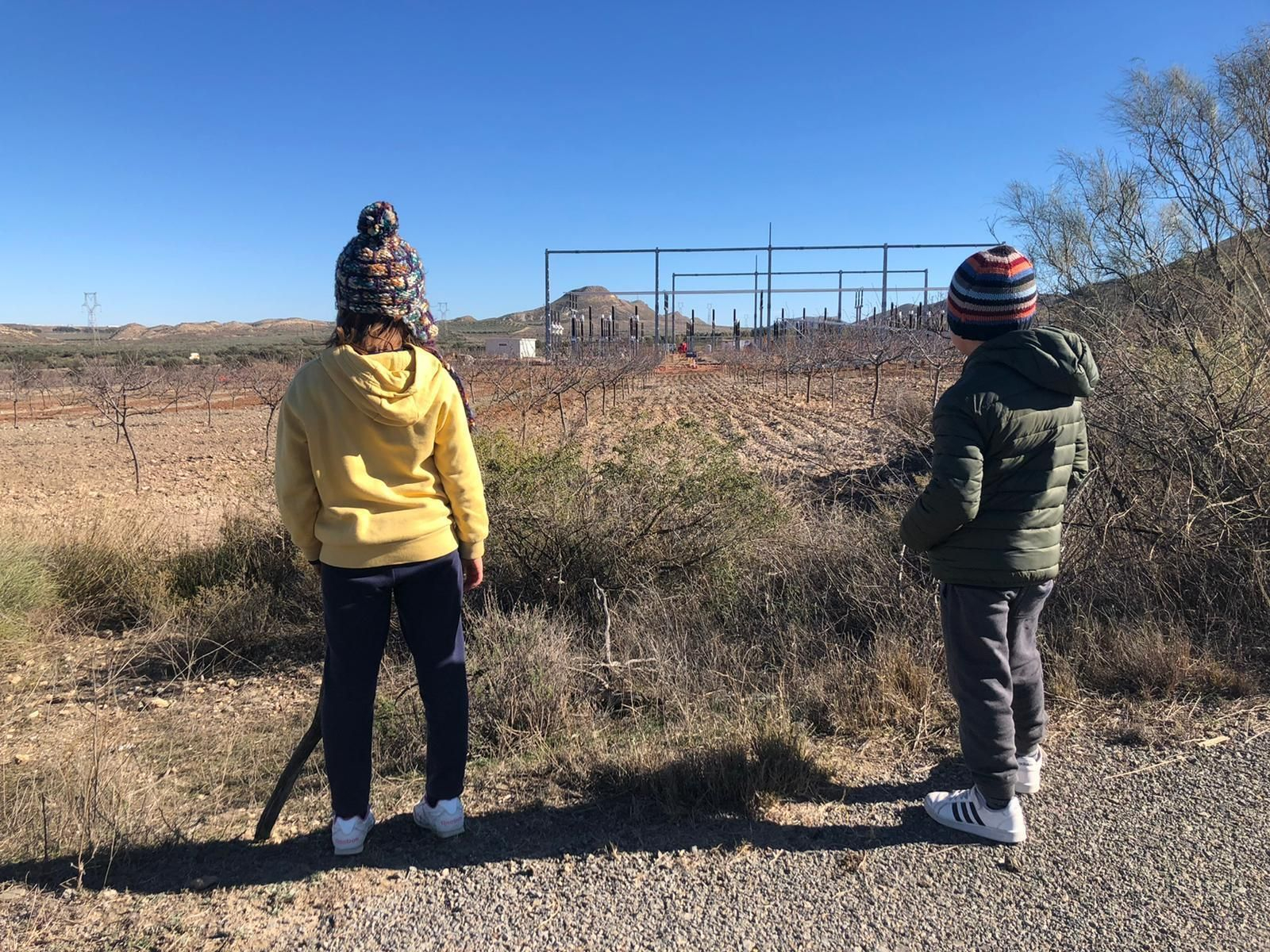 Instalación para una nueva planta solar fotovoltaica en Tabernas