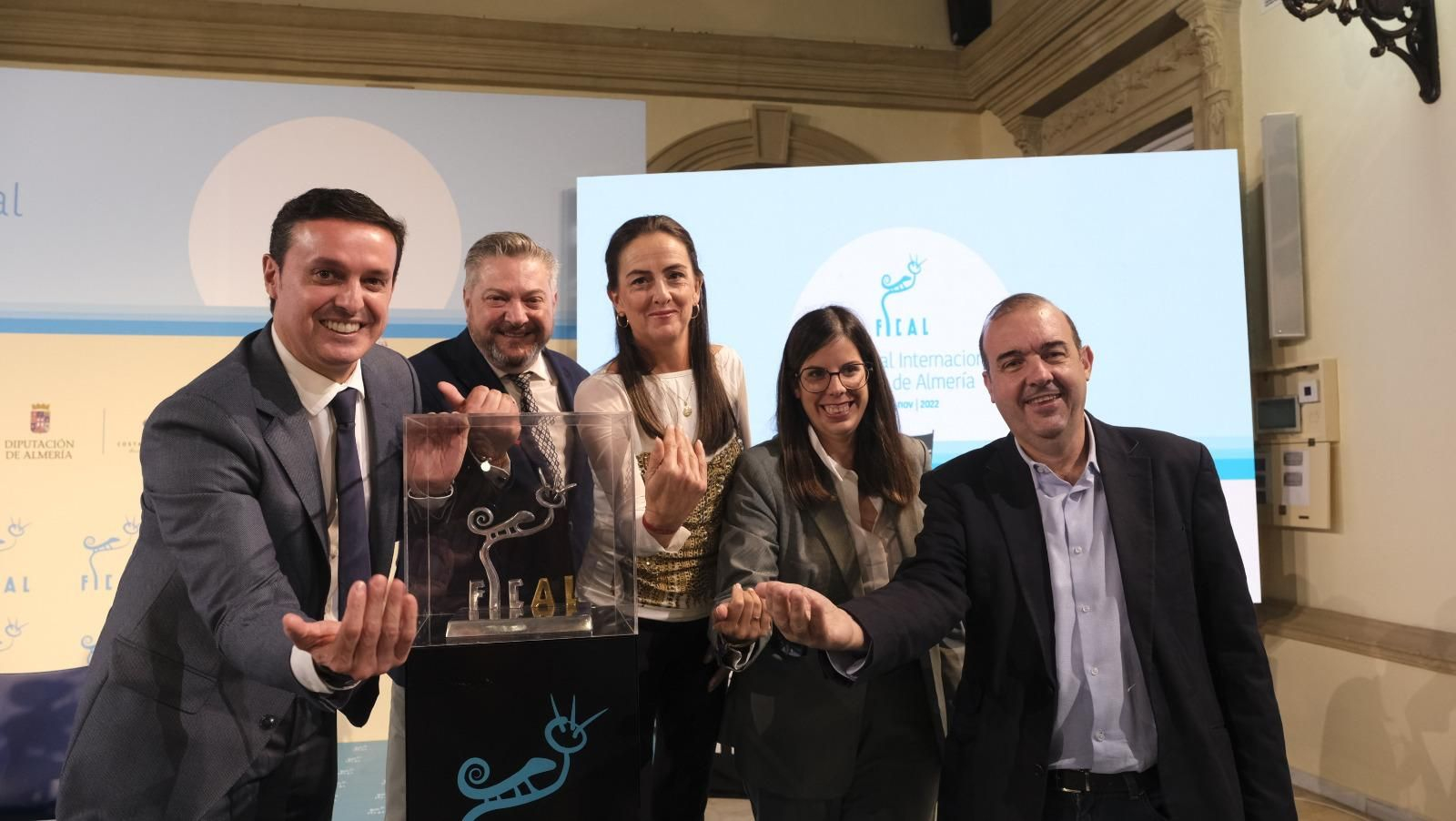 Javier A. García, Diego Cruz; Aránzazu Martín, Almudena Morales  y Enrique Iznaola.