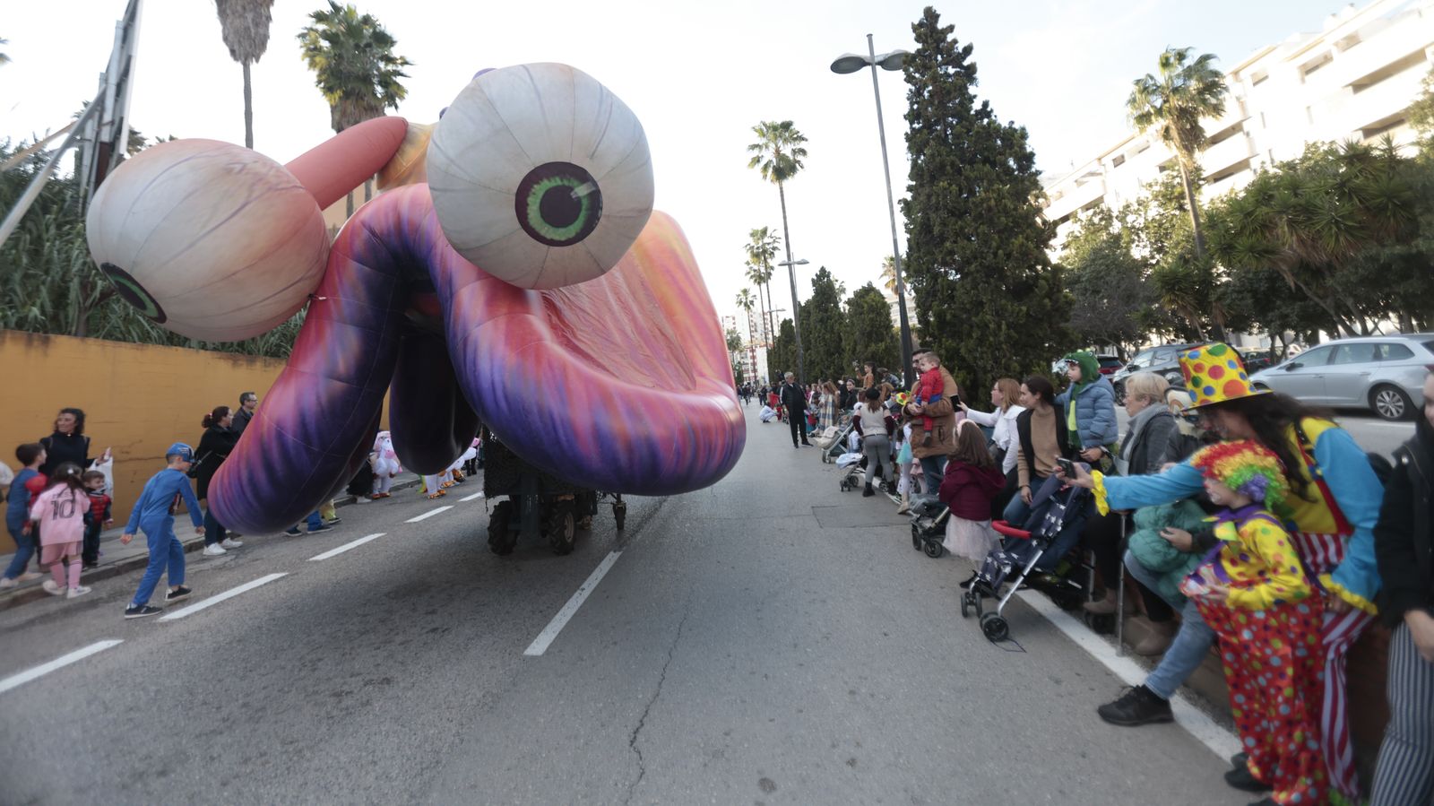 Búscate en las fotos de la cabalgata del Carnaval de Algeciras