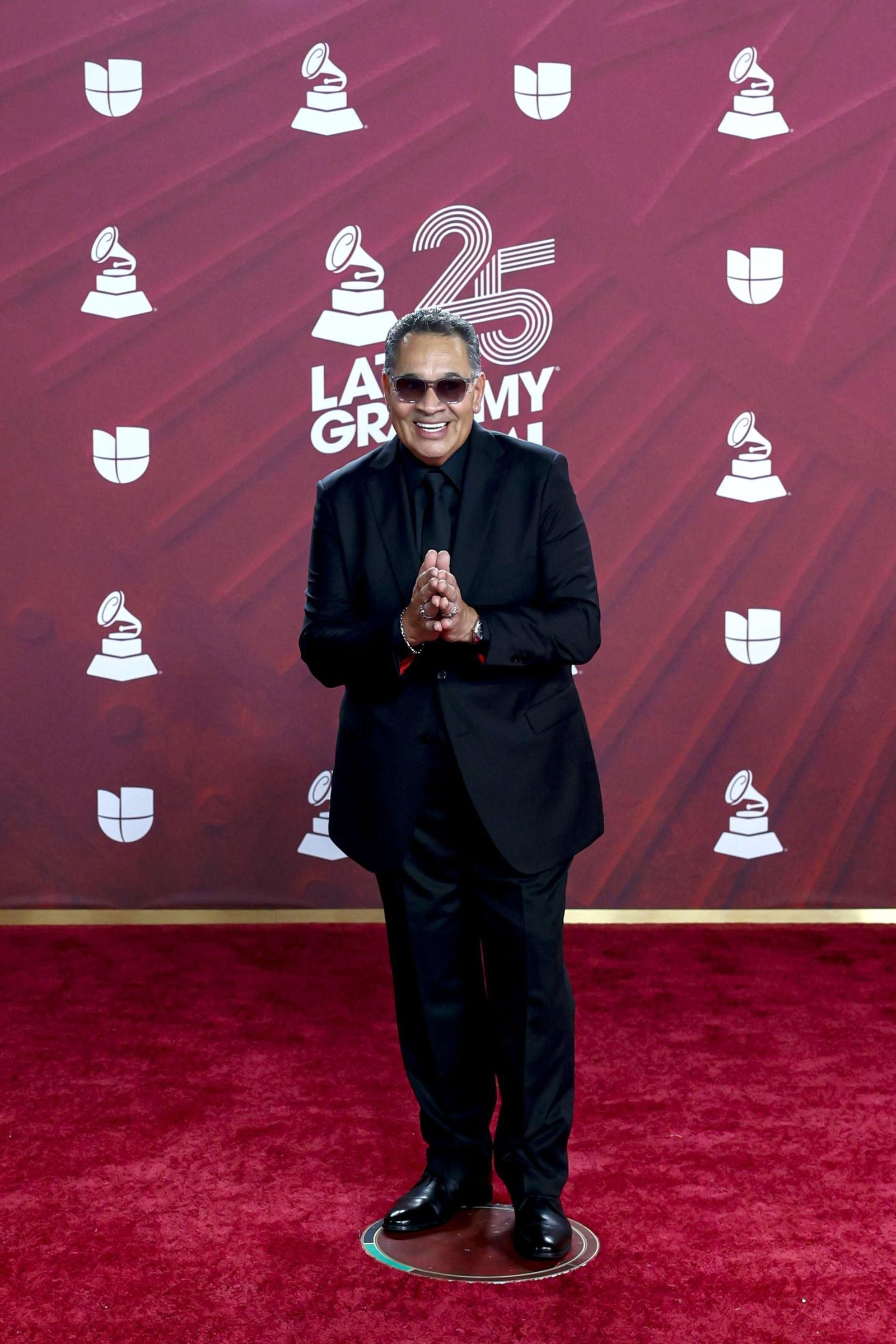 Todos los famosos, tendencias y curiosidades en la alfombra roja de la 25 edición de los Grammy Latinos
