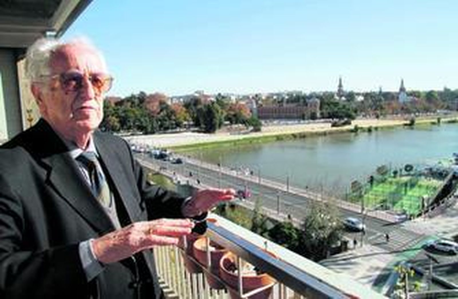 "El Guggenheim es aportación, pero no es arquitectura"