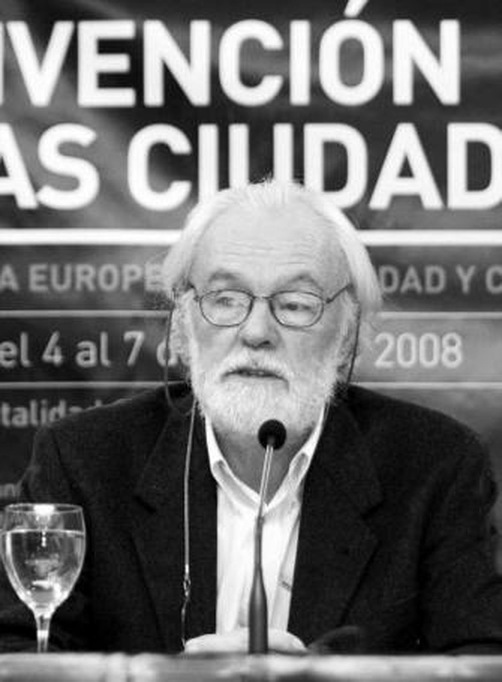 David Harvey durante la conferencia de apertura.