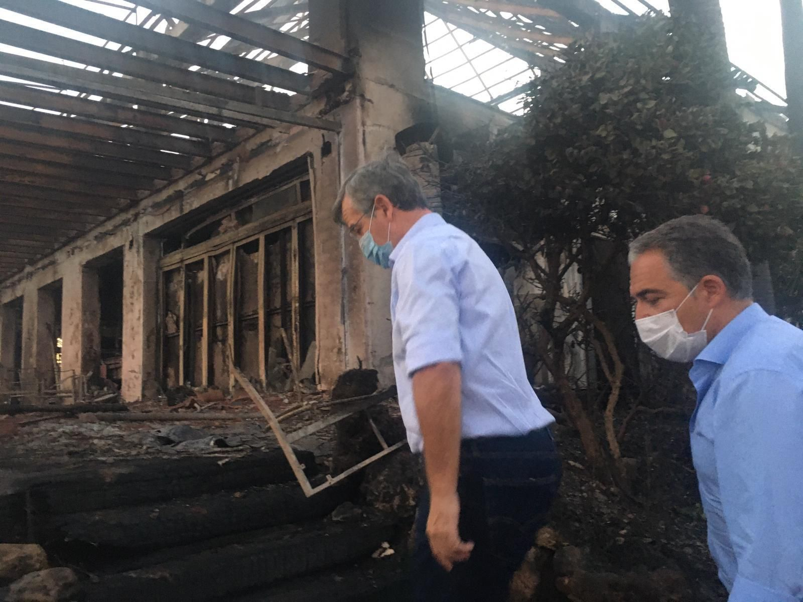 Fotografías del gran incendio en Estepona que afecta a zonas turísticas