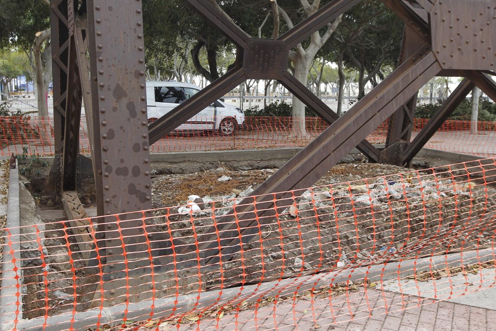 La base del Cargadero del Mineral al descubierto