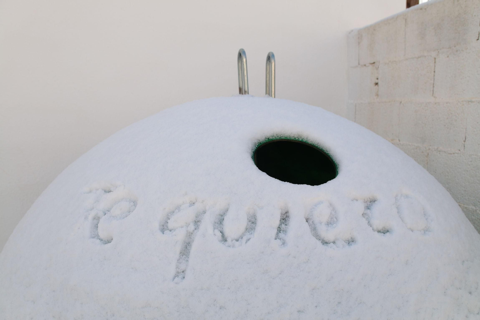La nieve cubre de blanco la Alpujarra Almeriense