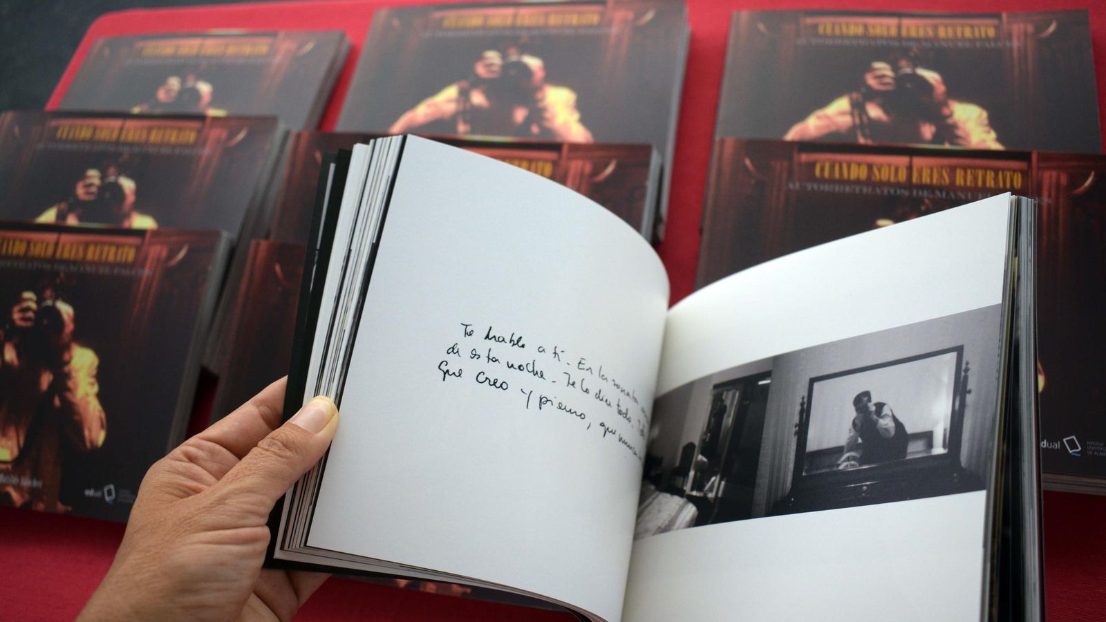 Imagen del libro ‘Cuando solo eres retrato’, editado por la UAL.